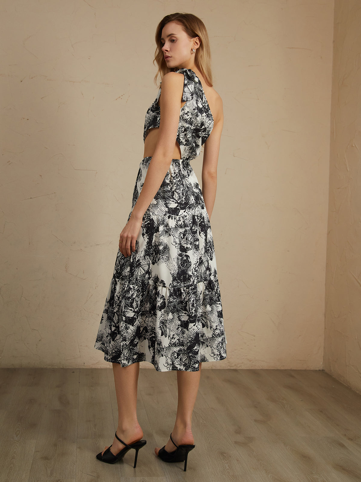 Asymmetric Cutout Floral Print Midi Dress