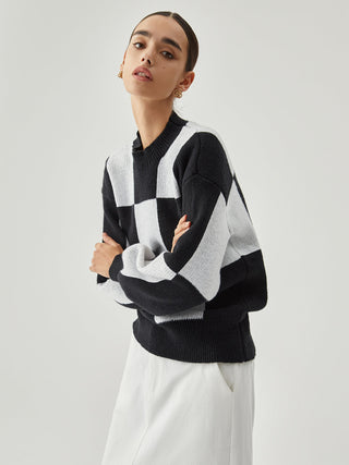 Checkered Contrast Color Crew Neck Sweater