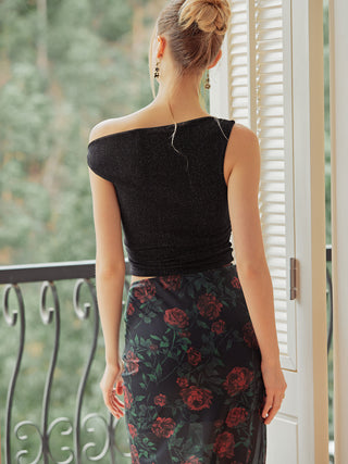 Solid Asymmetrical Neck Crop Top